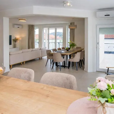 Semesterbostad Lovely In With Sauna
